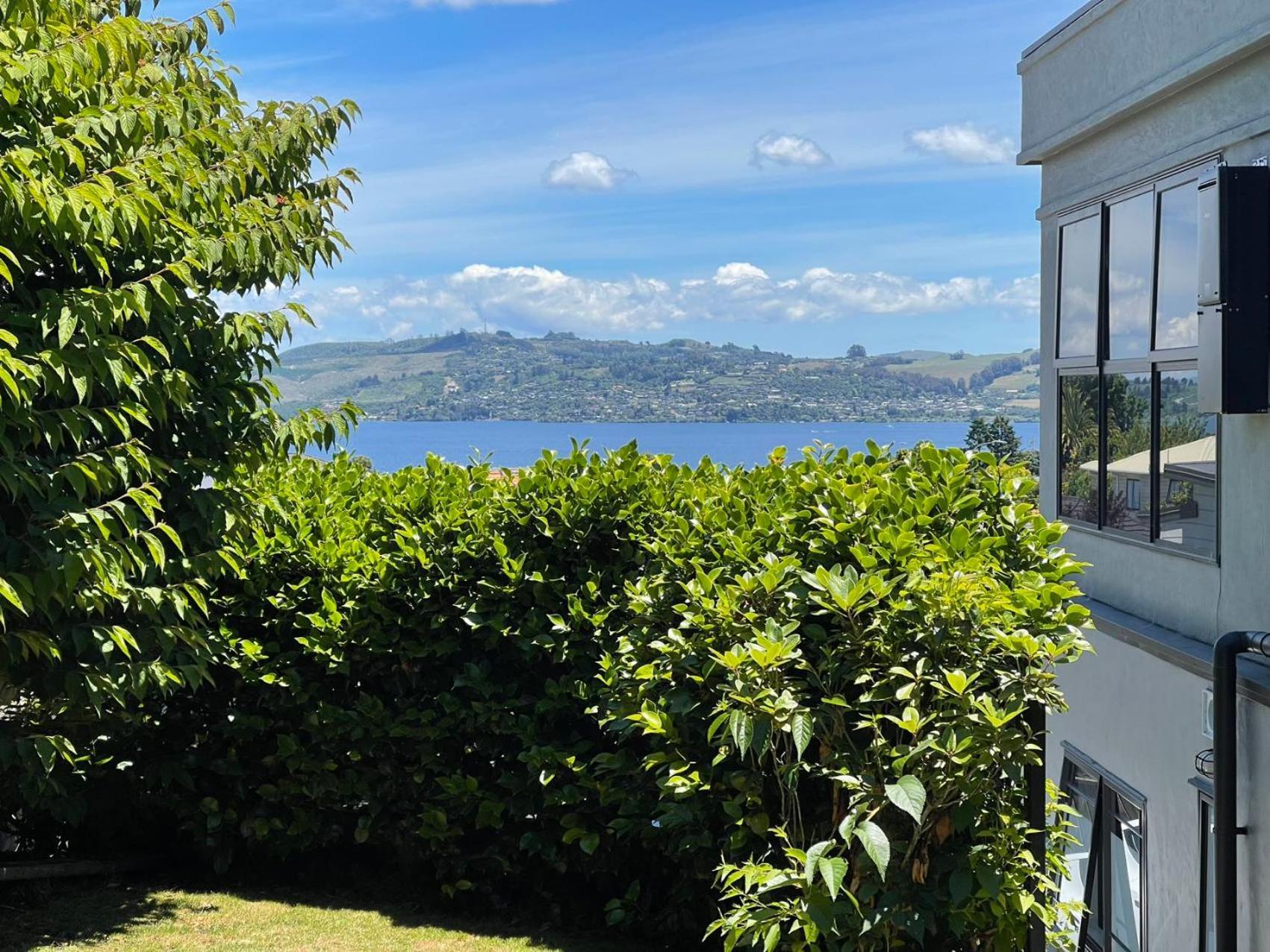 Lake Taupo Holiday Home Eksteriør billede